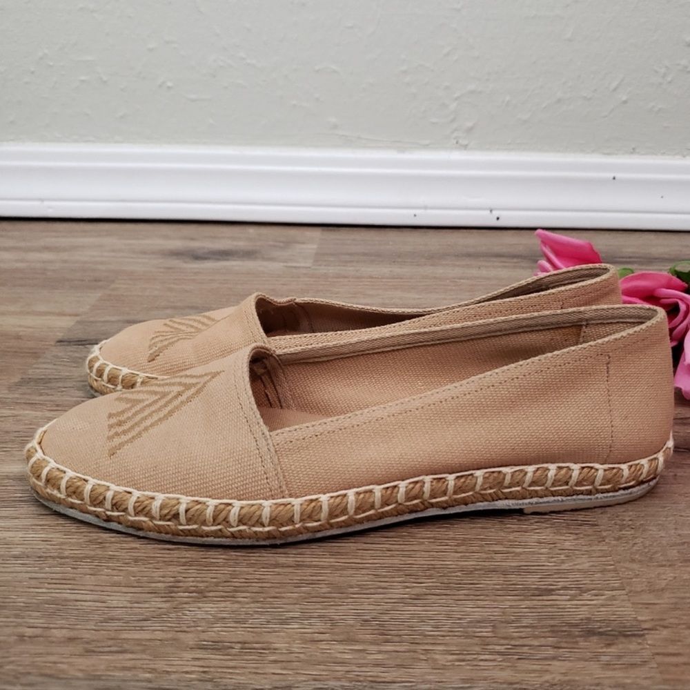 Evan Picone Narrow Embroidered Nude Flats